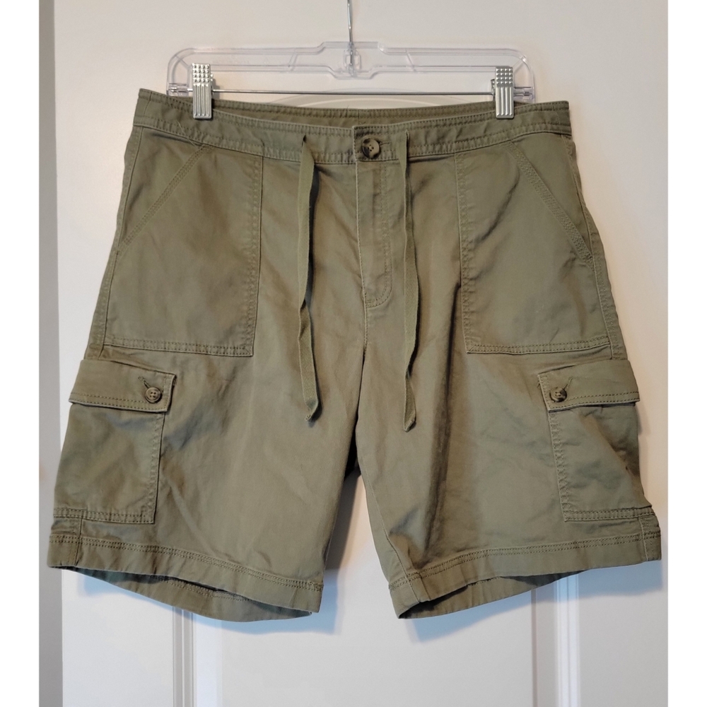 L.L. Bean Cargo Shorts (olive)